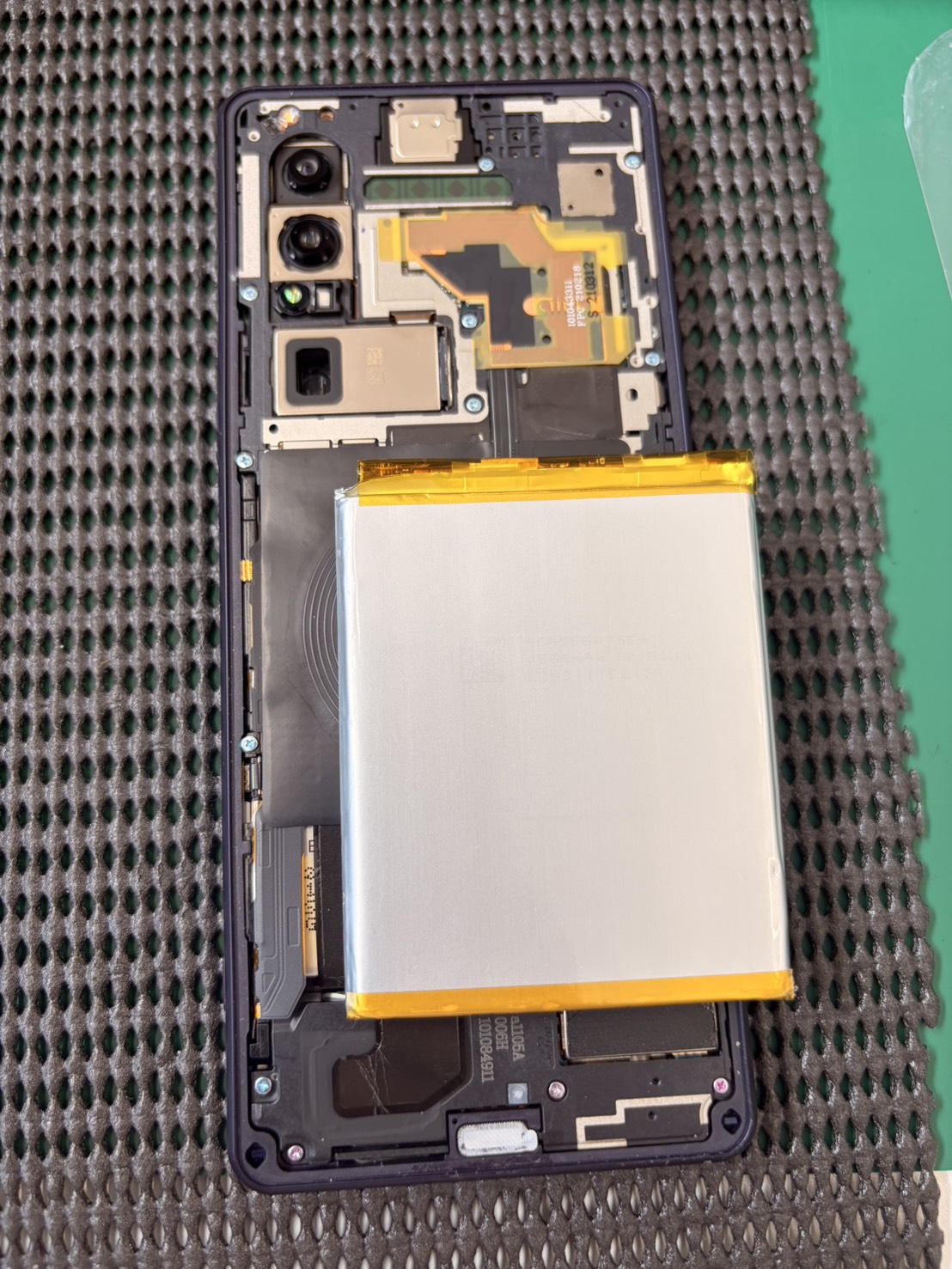 Xperia1Ⅲのバッテリー交換を行いました！　-スマホ修理工房　北朝霞店-