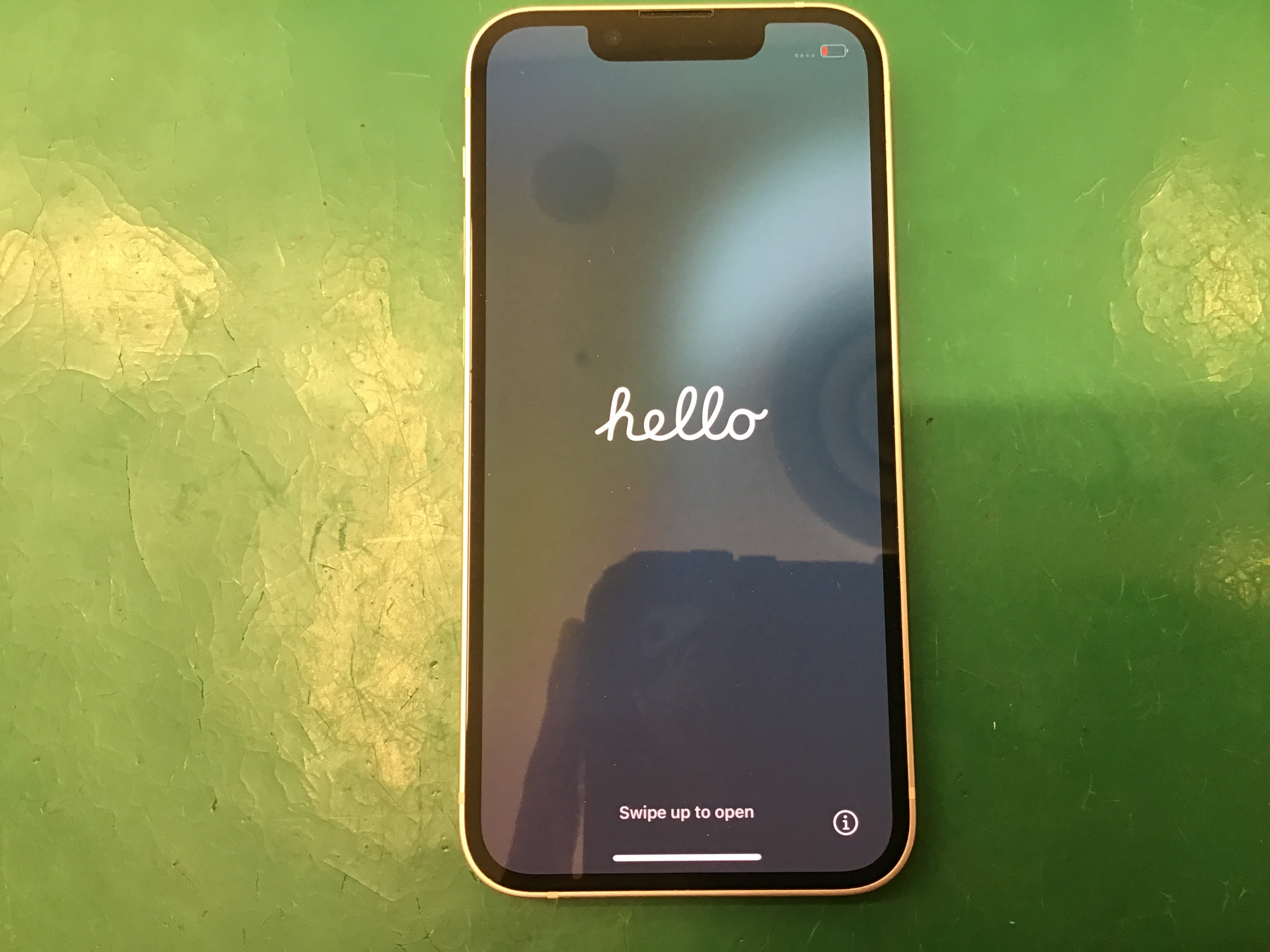 iPhone12 修理　データをそのまま・最短即日修理のスマホ修理工房西八王子店にご相談ください！
