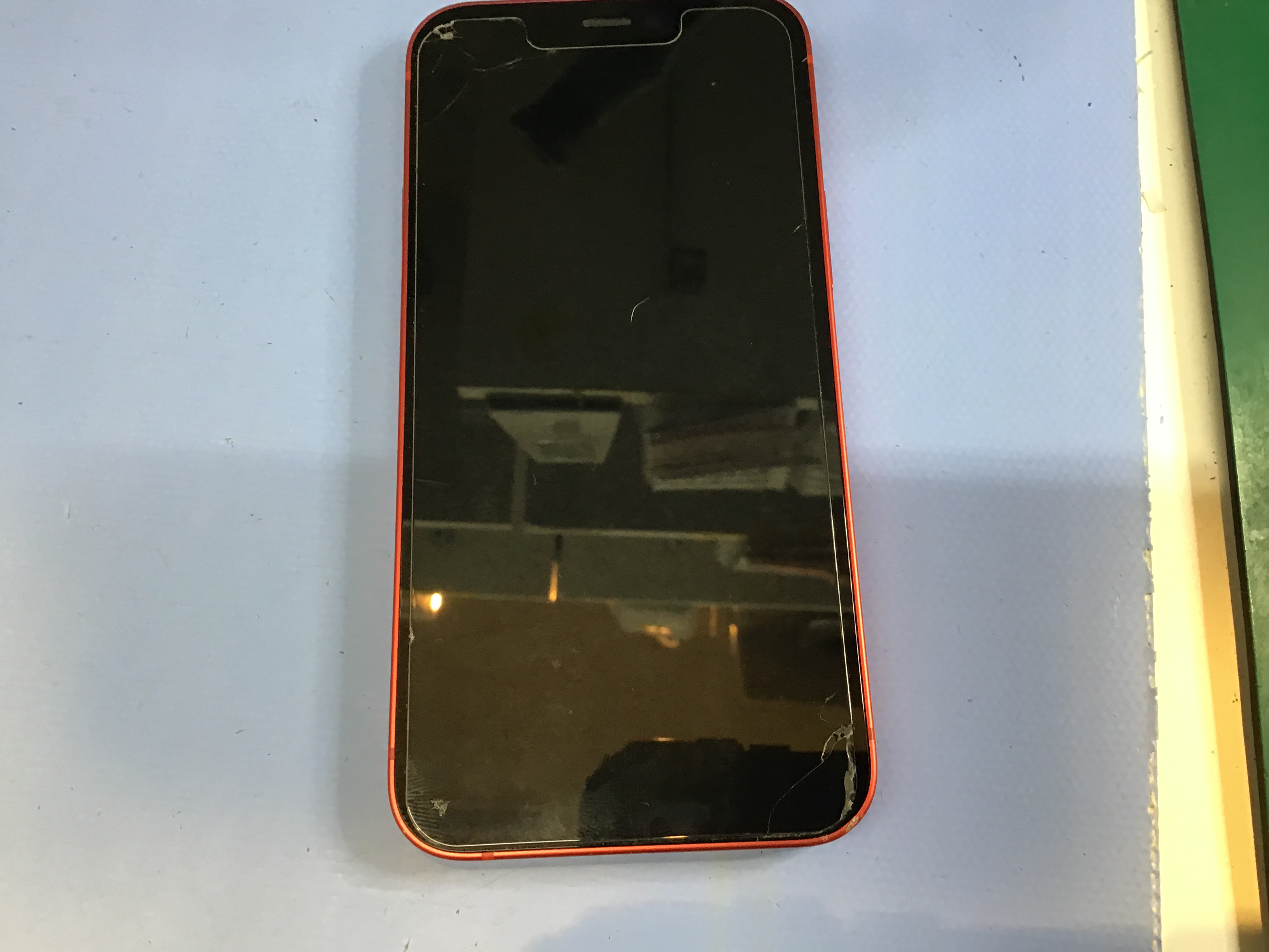 iPhone12のバッテリー交換は、データそのまま・即日修理のスマホ修理工房京王聖蹟桜ヶ丘ショッピングセンターB館店へ！