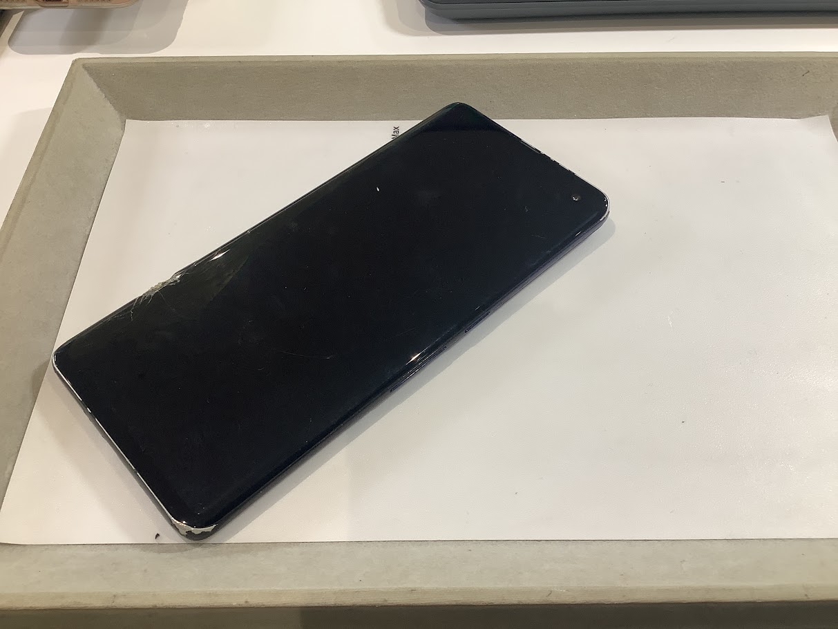 arrows5Gのバッテリー交換ならデータをそのまま・最短即日修理のスマホ修理工房ウイング上大岡店へ