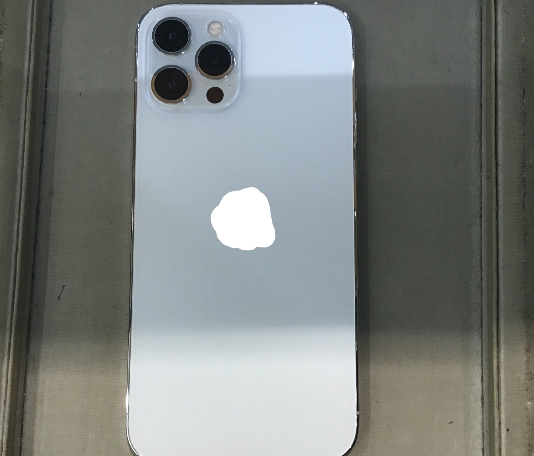 iPhone12Pro Max修理 データをそのまま・最短即日修理のスマホ修理工房