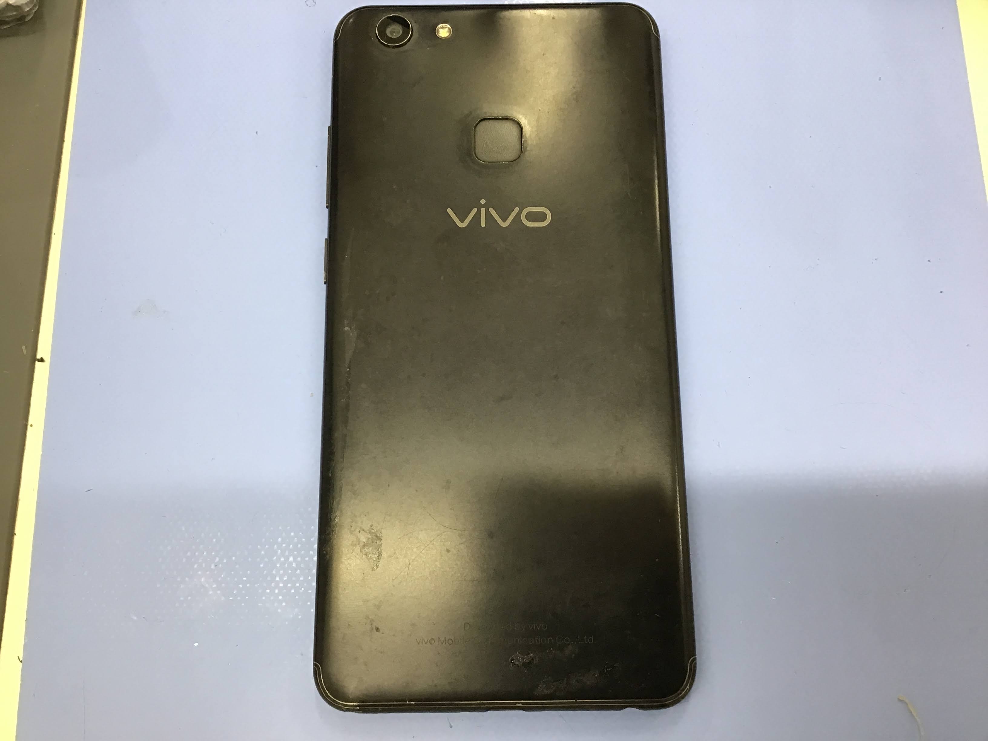 お使いのスマホのバッテリー持ち、そろそろ悪くなってきていませんか？