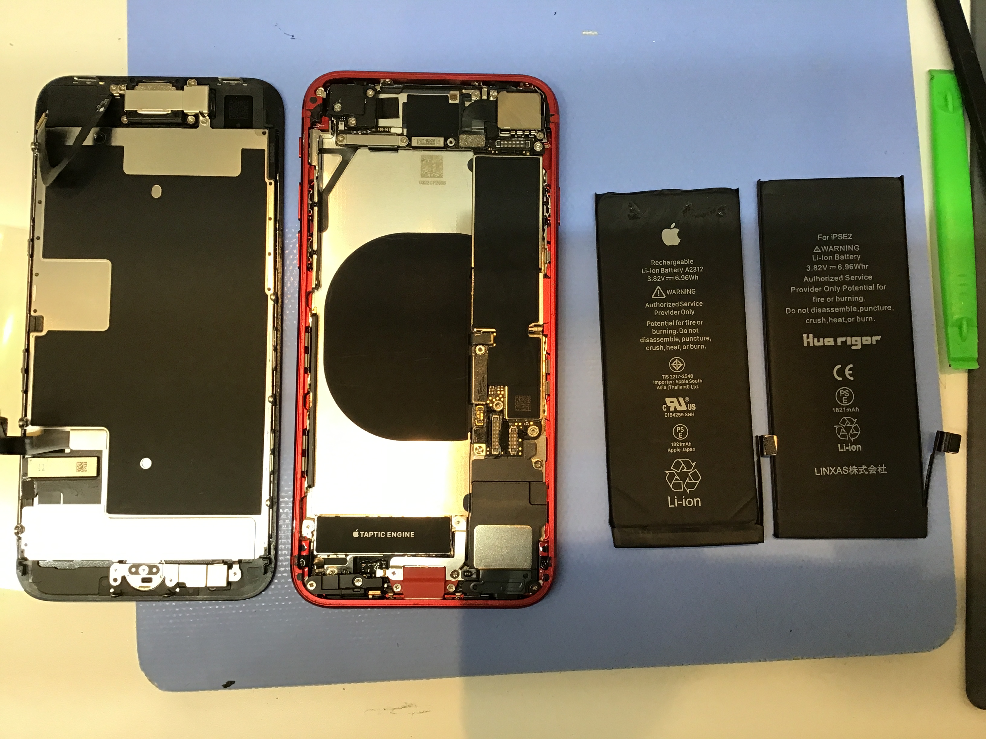 iPhoneのバッテリー交換は、データそのまま・即日修理のスマホ修理工房京王聖蹟桜ヶ丘ショッピングセンターB館店へ！