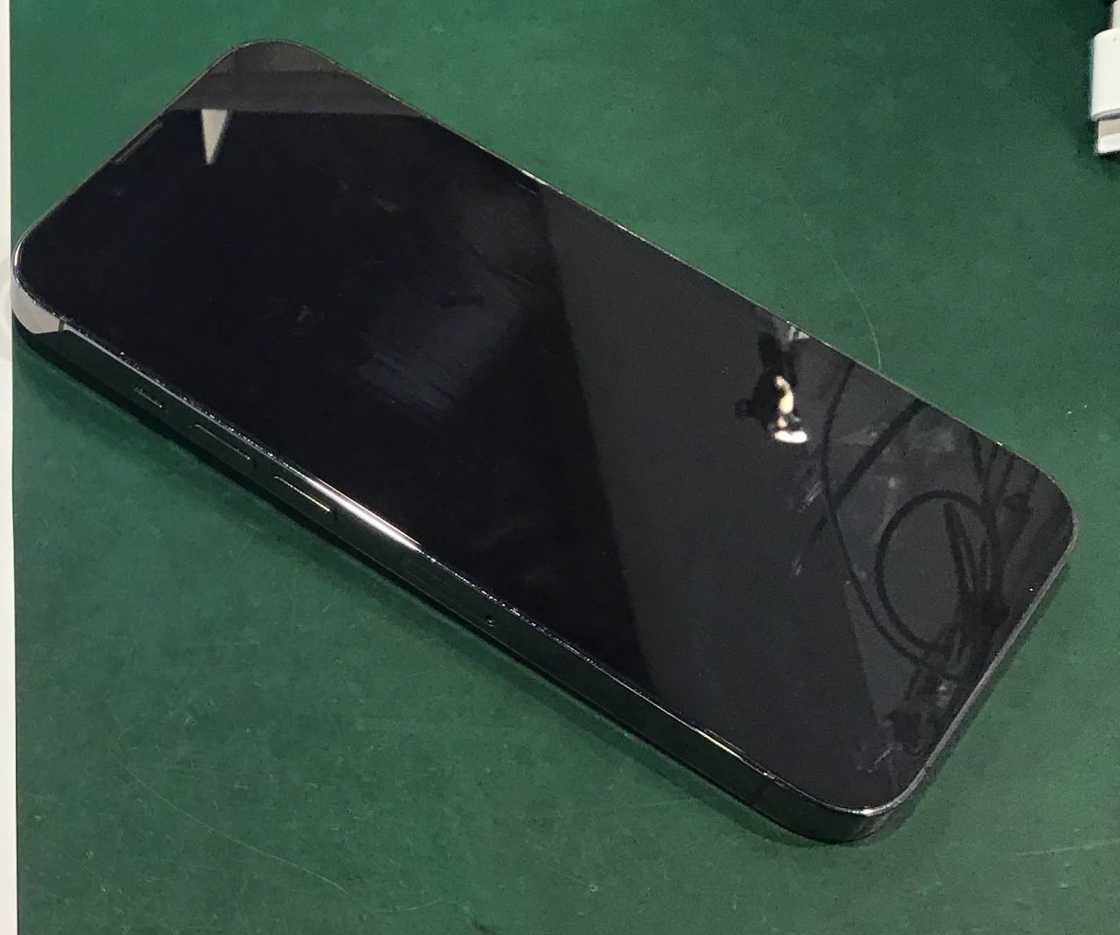 iPhone13pro　バッテリー交換ならスマホ修理工房秋津店