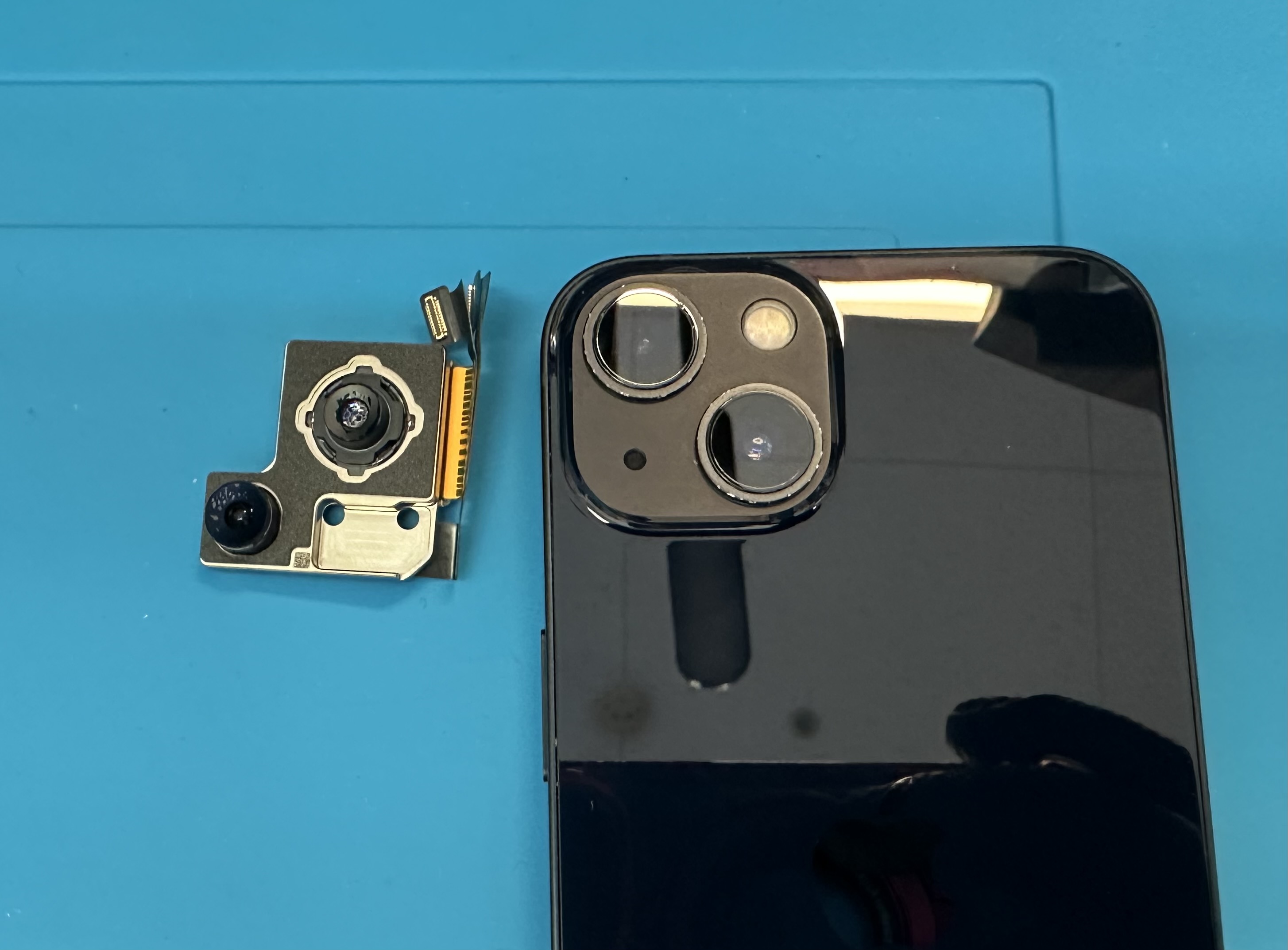 【iPhone13】カメラが水没、ぼやける時はスマホ修理工房カインズ前橋吉岡店へ！