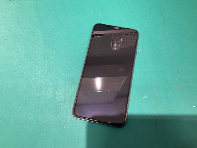iPhone XS Max 　バッテリー交換修理　スマホ修理工房新狭山店