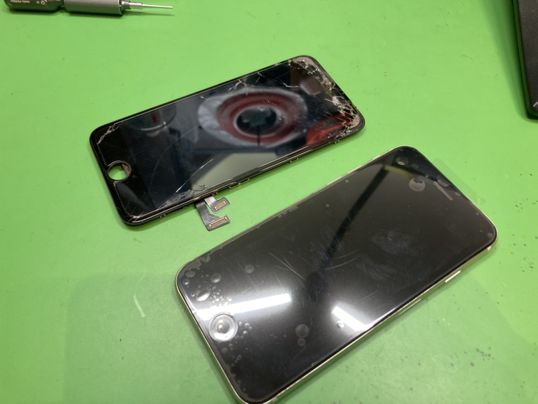 iPhoneSE3画面修理最短30分～対応可能