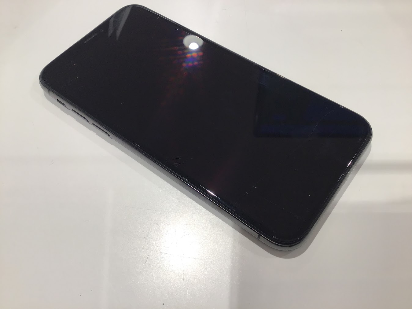 iPhoneSE2のバッテリー交換は、データそのまま・即日修理のスマホ修理工房京王聖蹟桜ヶ丘ショッピングセンターB館店へ！