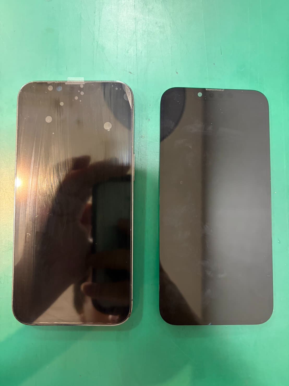【iPhone 13Pro】の画面パネル交換の修理を承りました-スマホ修理工房和光市駅北口店-