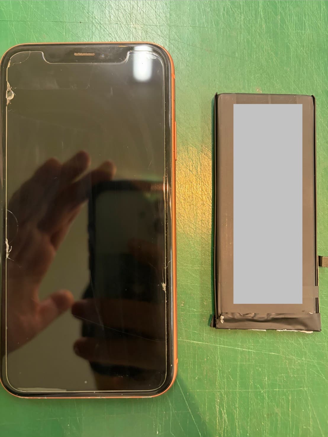【iPhone XR】のバッテリー交換の修理を承りました-スマホ修理工房和光市駅北口店-