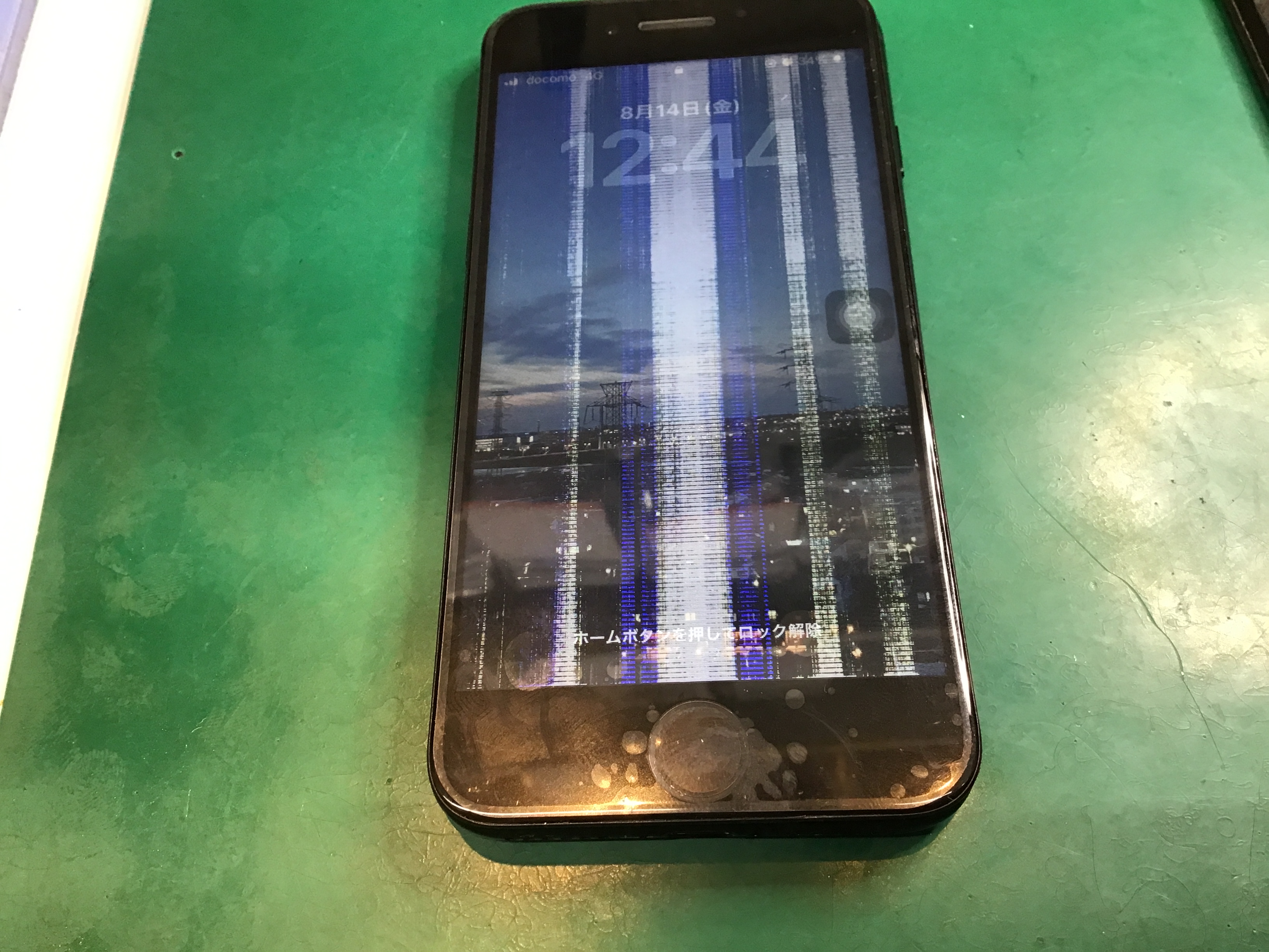 iPhoneの画面交換は、データそのまま・即日修理のスマホ修理工房京王聖蹟桜ヶ丘ショッピングセンターB館店へ！