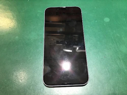 iPhone 14におけるミッドフレーム構造の導入と背面分離型バッテリー換装の実務検証