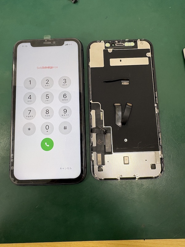 iPhone11 落として画面が外れてケーブルが切れた、、、