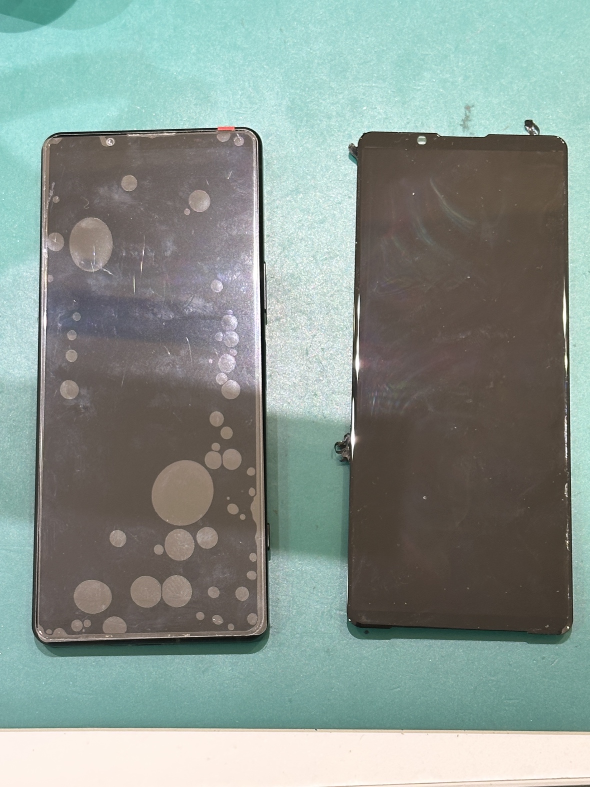 Xperia 5 IVの画面に突然緑の線が！そのまま使って大丈夫？画面交換で改善した修理事例をご紹介
