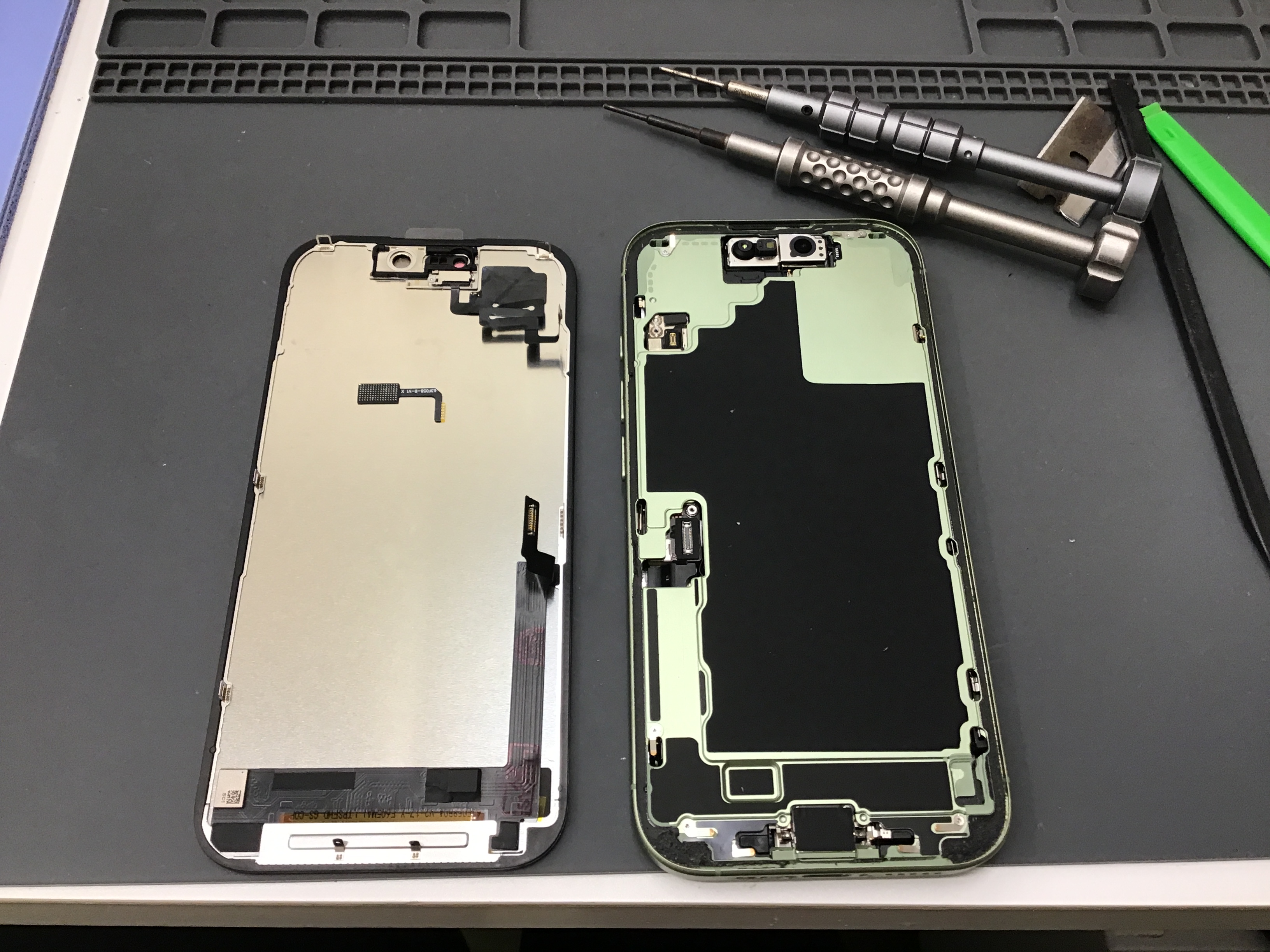 iPhoneXバッテリー交換修理　データをそのまま・最短即日修理のスマホ修理工房八王子オクトーレ店にご相談ください！