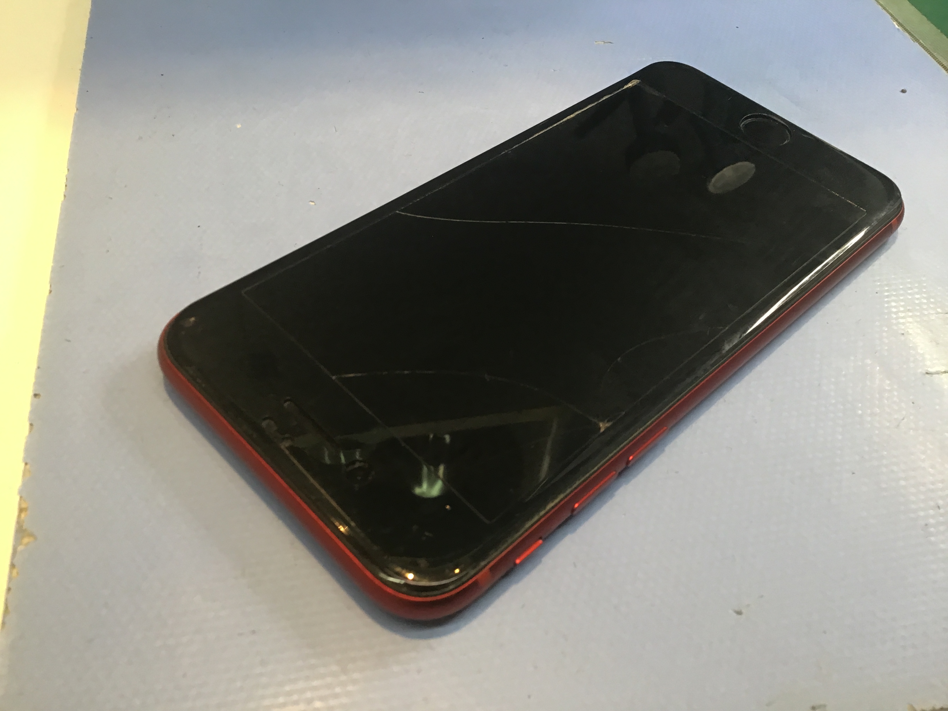 iPhoneSE3のバッテリー交換は、データそのまま・即日修理のスマホ修理工房京王聖蹟桜ヶ丘ショッピングセンターB館店へ！