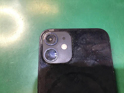 iPhone 12 miniにおける超小型デュアルカメラの障害要因とモジュール交換の精密手順