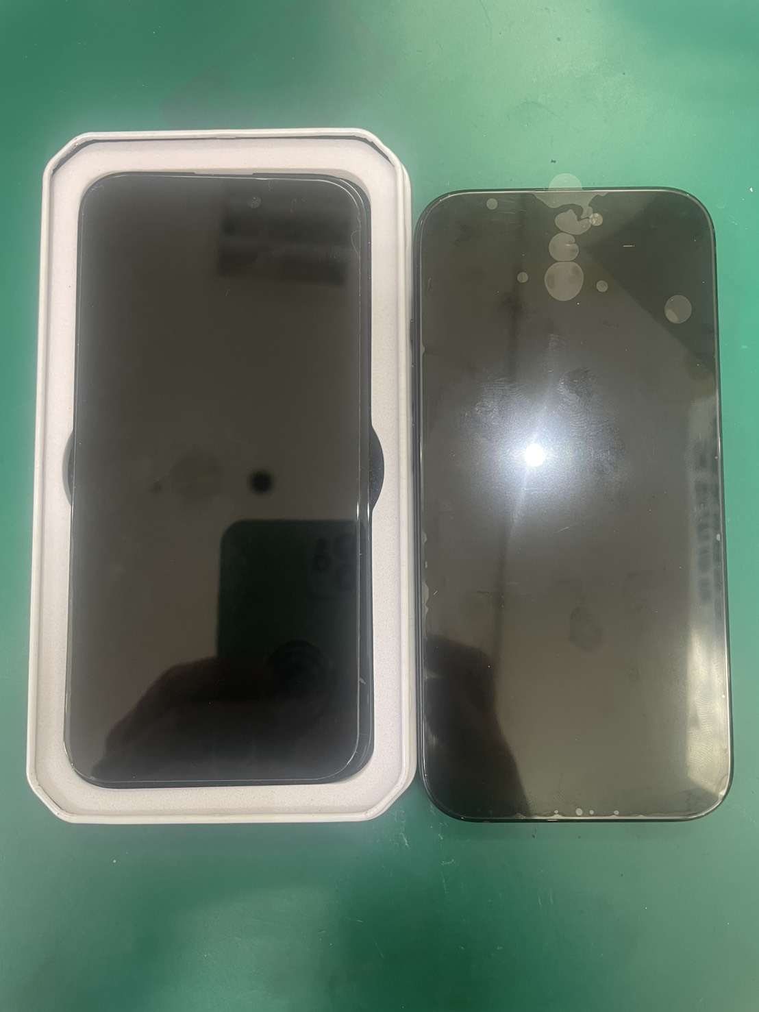 落として画面が映らなくなった…iPhone 15画面交換修理を行いました！【スマホ修理工房三鷹店】