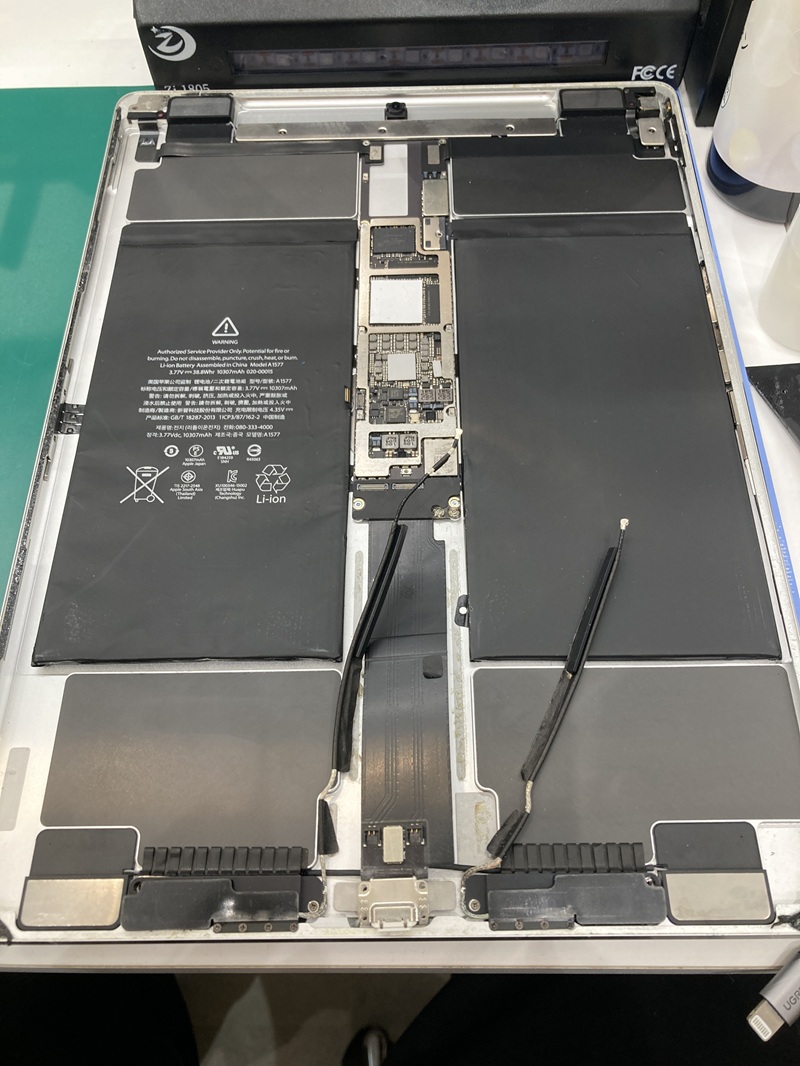 iPad12.9のバッテリー交換ならウィング上大岡店まで！