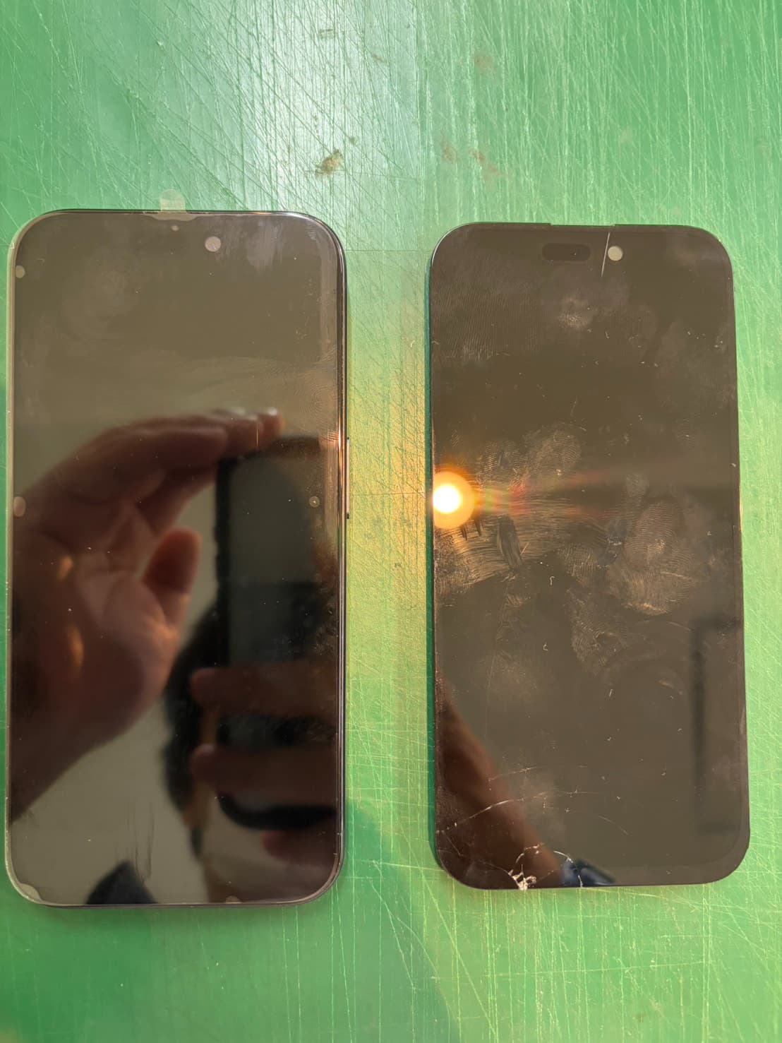 【iPhone 15Pro】の画面パネル交換の修理を承りました-スマホ修理工房和光市駅北口店-