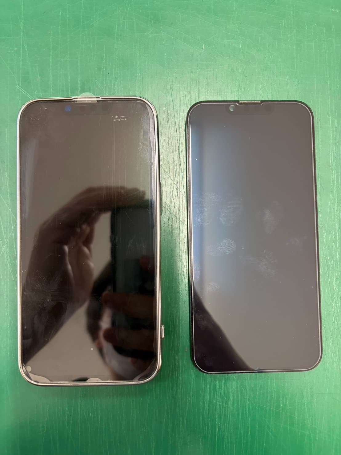 【iPhone 14】の画面パネル交換の修理を承りました-スマホ修理工房和光市駅北口店-