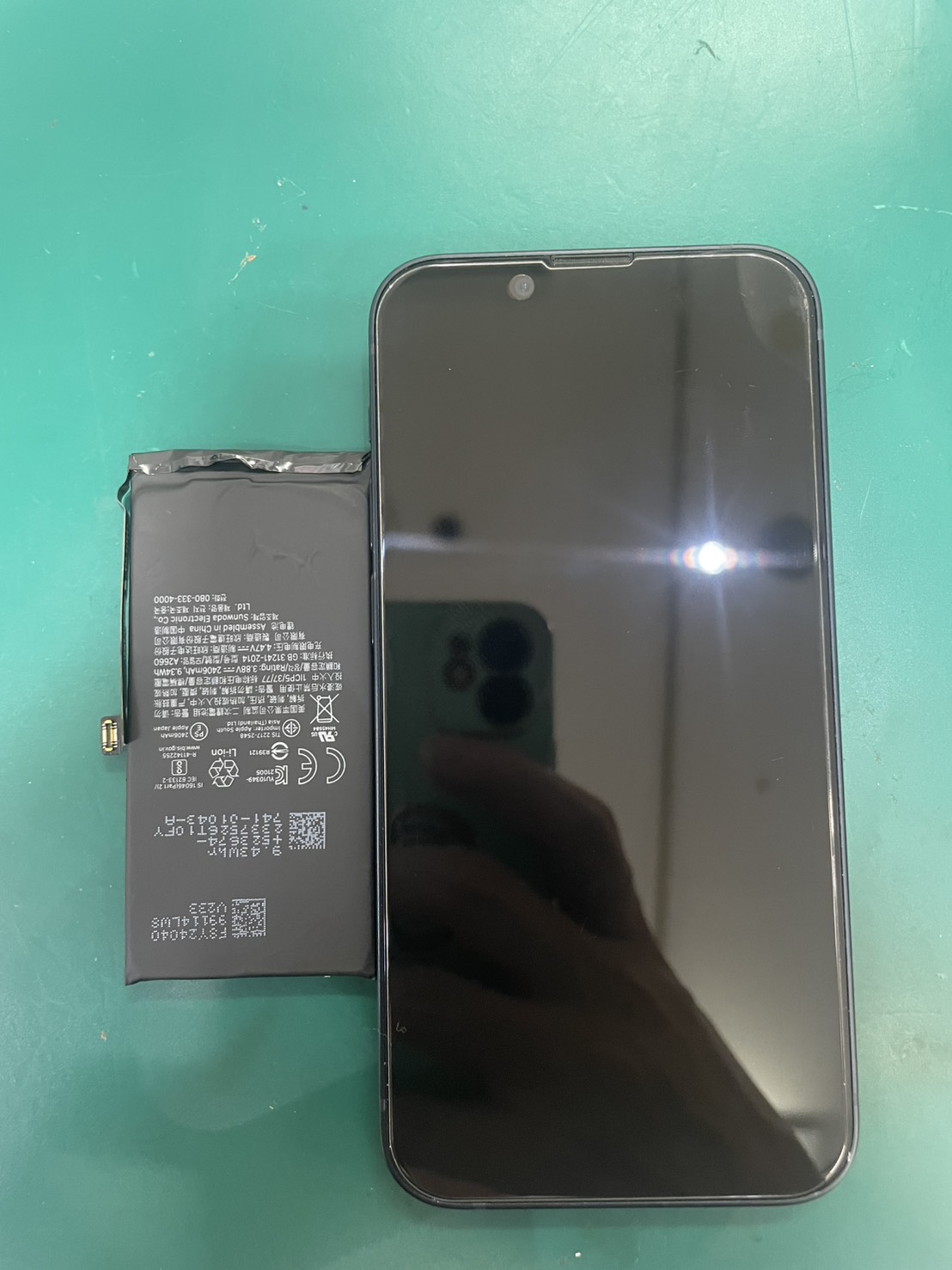 iPhone 13miniのバッテリー交換を行いました！