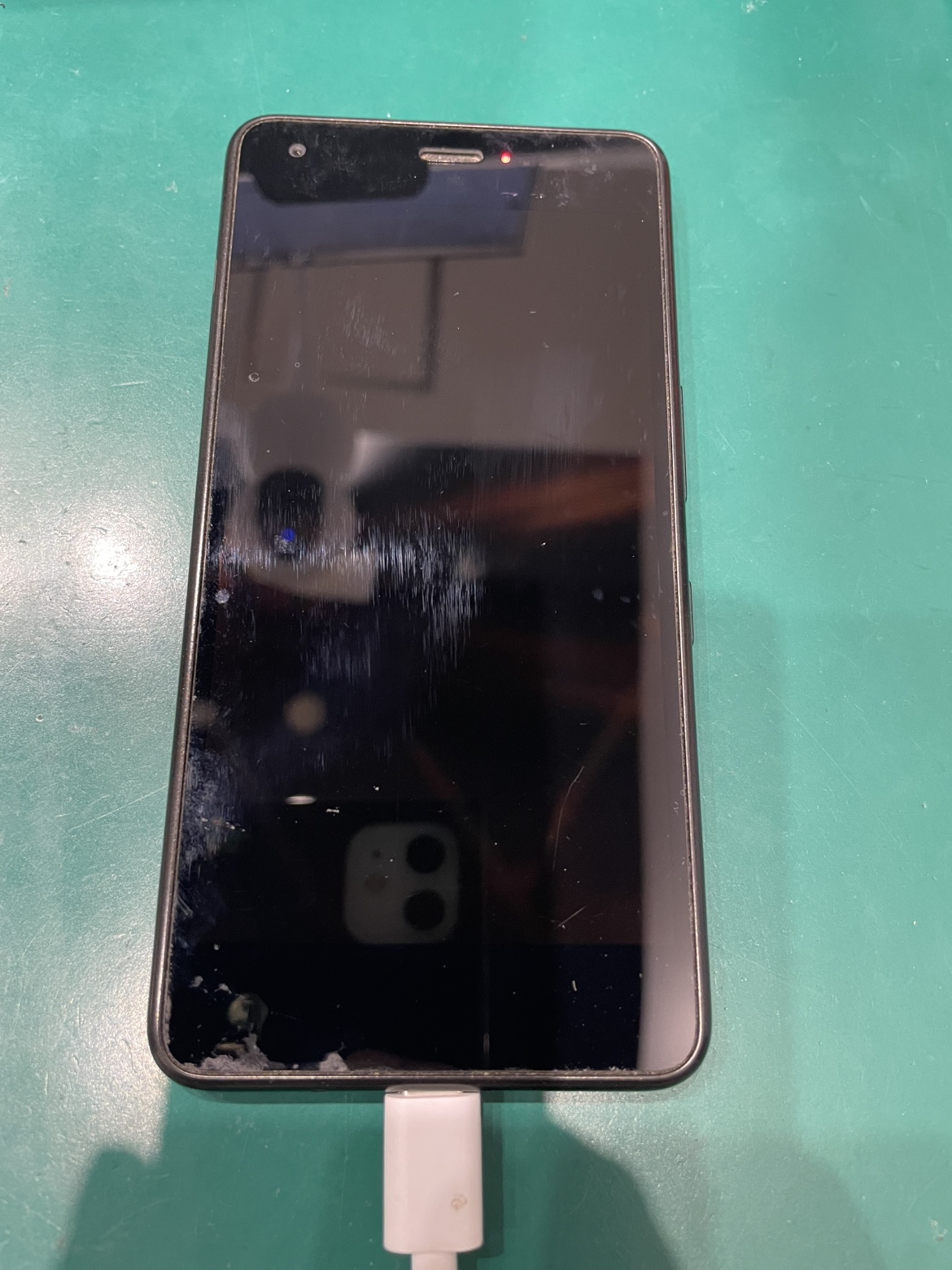 Android One S4（S4-KC）が起動しない！？バッテリー交換で復旧した修理事例をご紹介