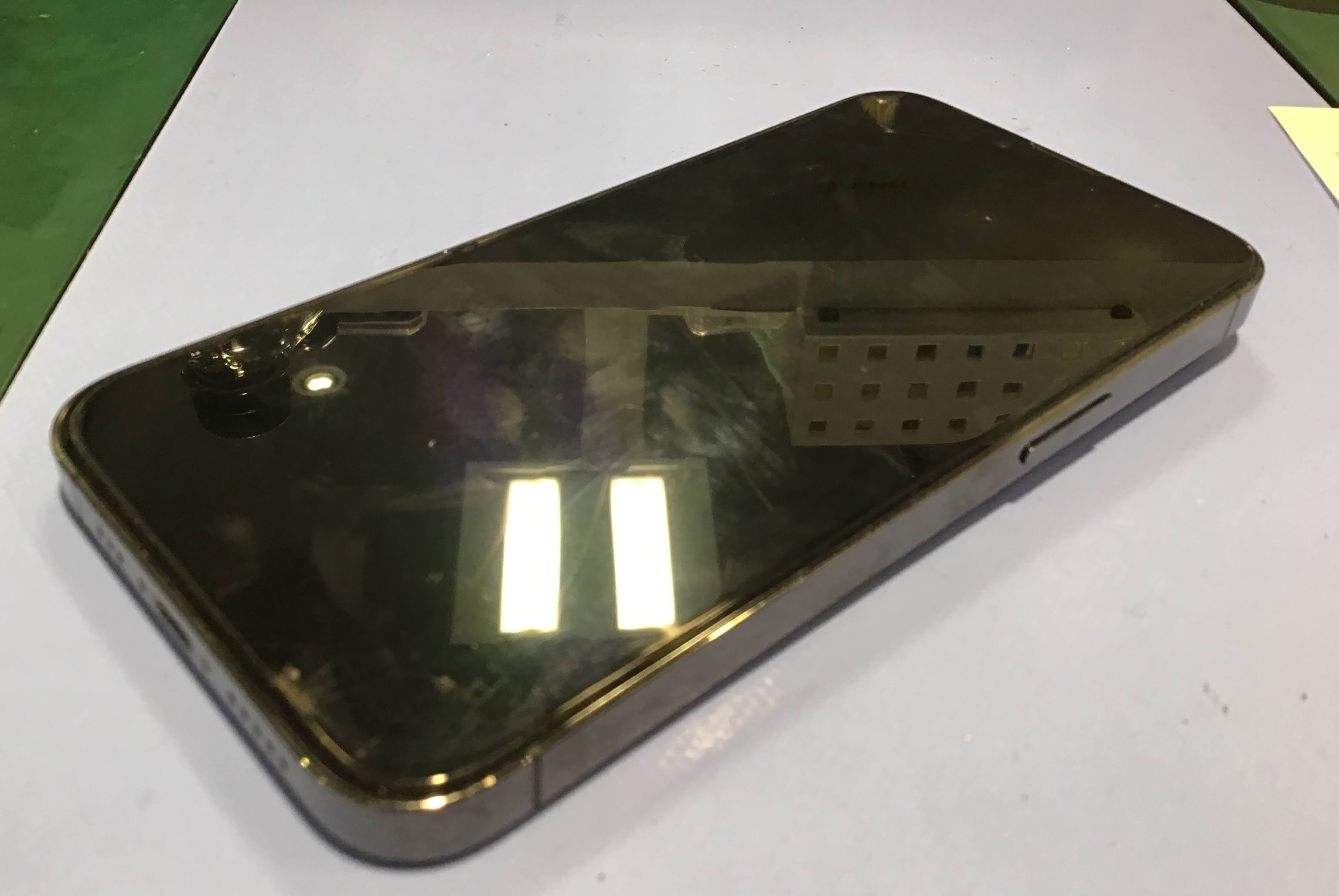iPhoneのバッテリー交換ならデータをそのまま・最短即日修理のスマホ修理工房秋津店へ