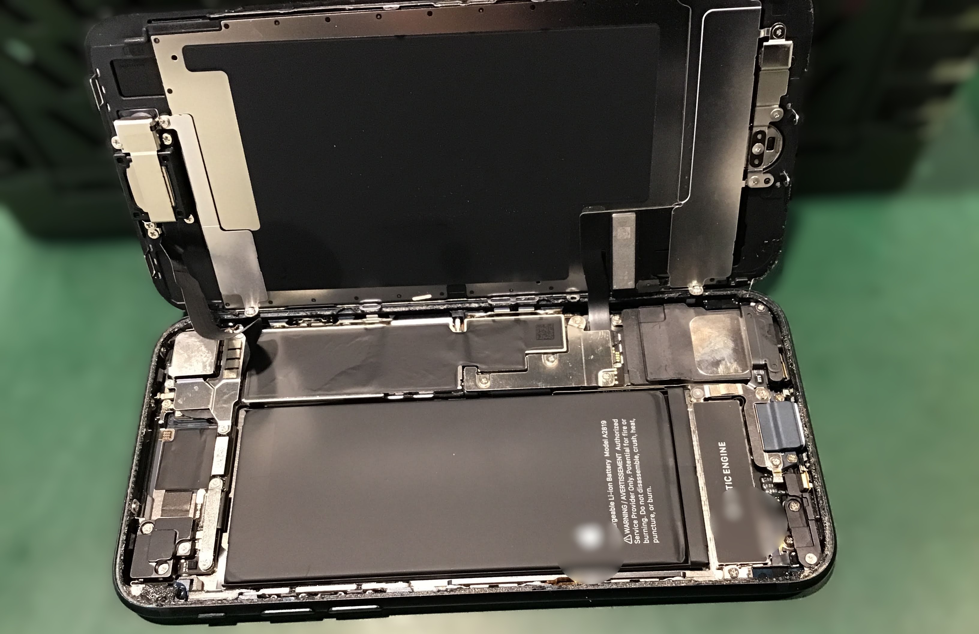 【iPhoneSE】バッテリー交換をさせていただきました｜スマホ修理工房 秋津店