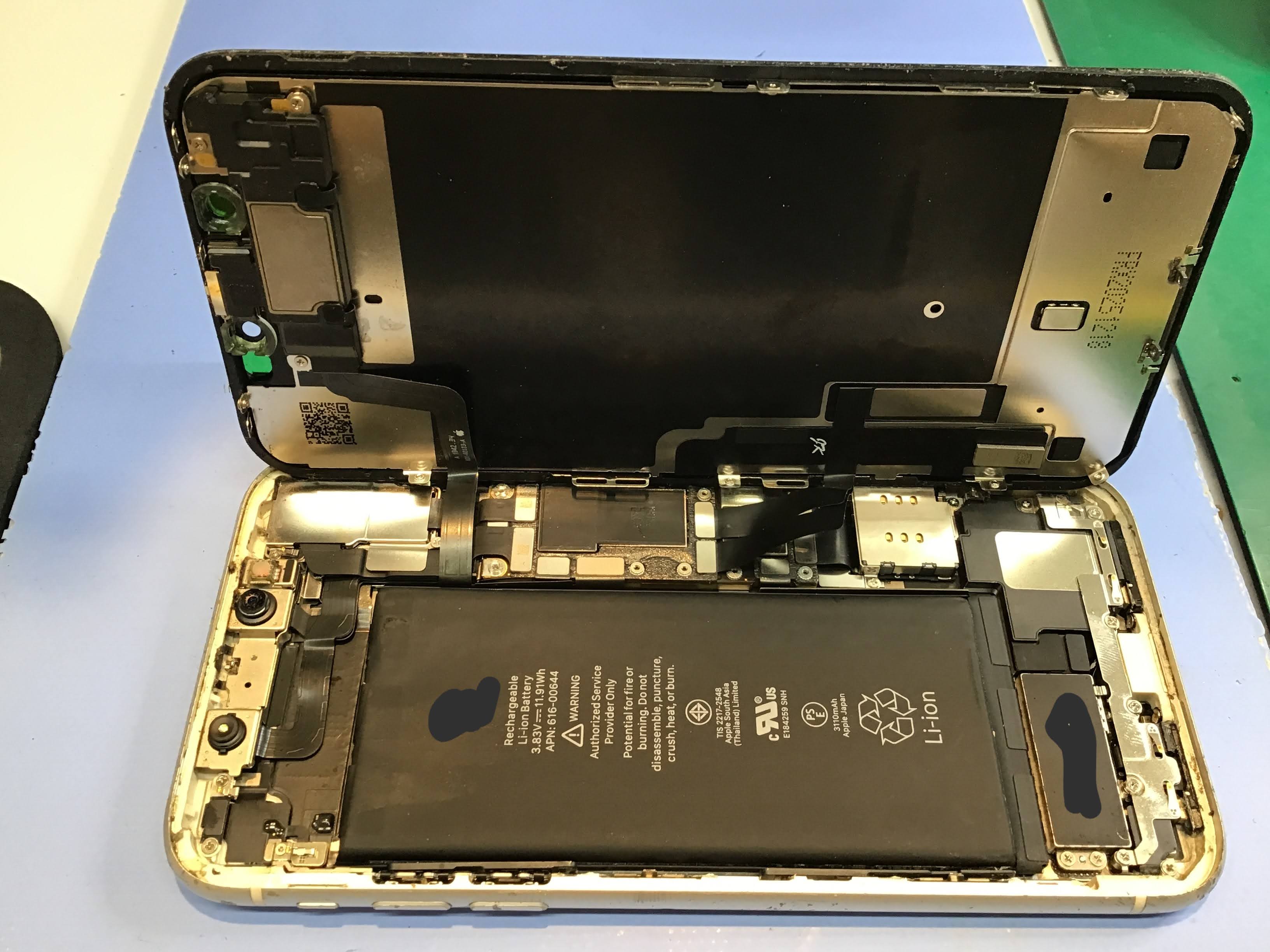 iPhoneのバッテリー交換は、データそのまま・即日修理のスマホ修理工房京王聖蹟桜ヶ丘ショッピングセンターB館店へ！