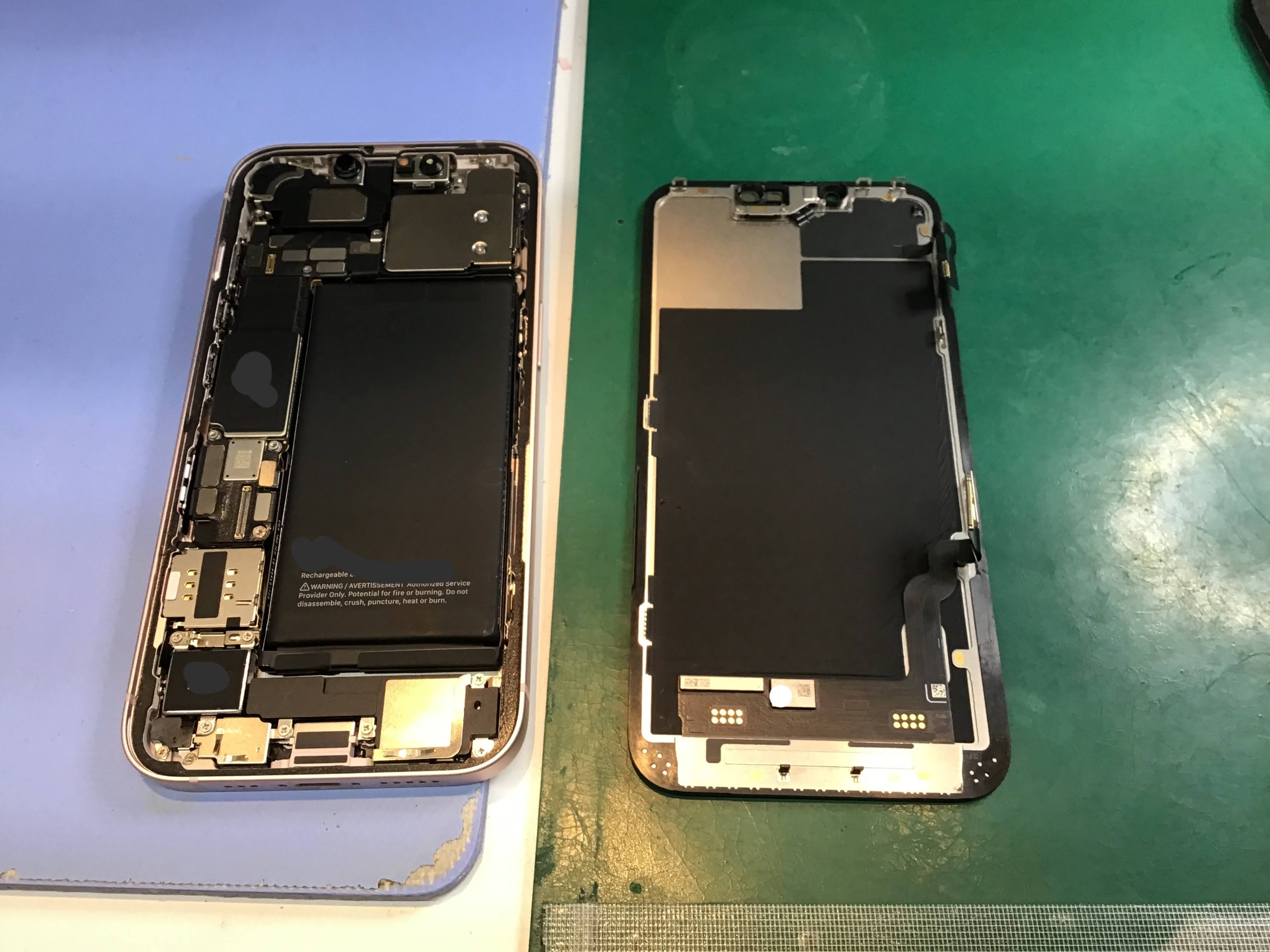iPhoneのバッテリー交換は、データそのまま・即日修理のスマホ修理工房京王聖蹟桜ヶ丘ショッピングセンターB館店へ！