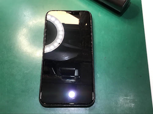 iPhone 11におけるバッテリー劣化の機構と交換によって得られる4つの技術的メリット
