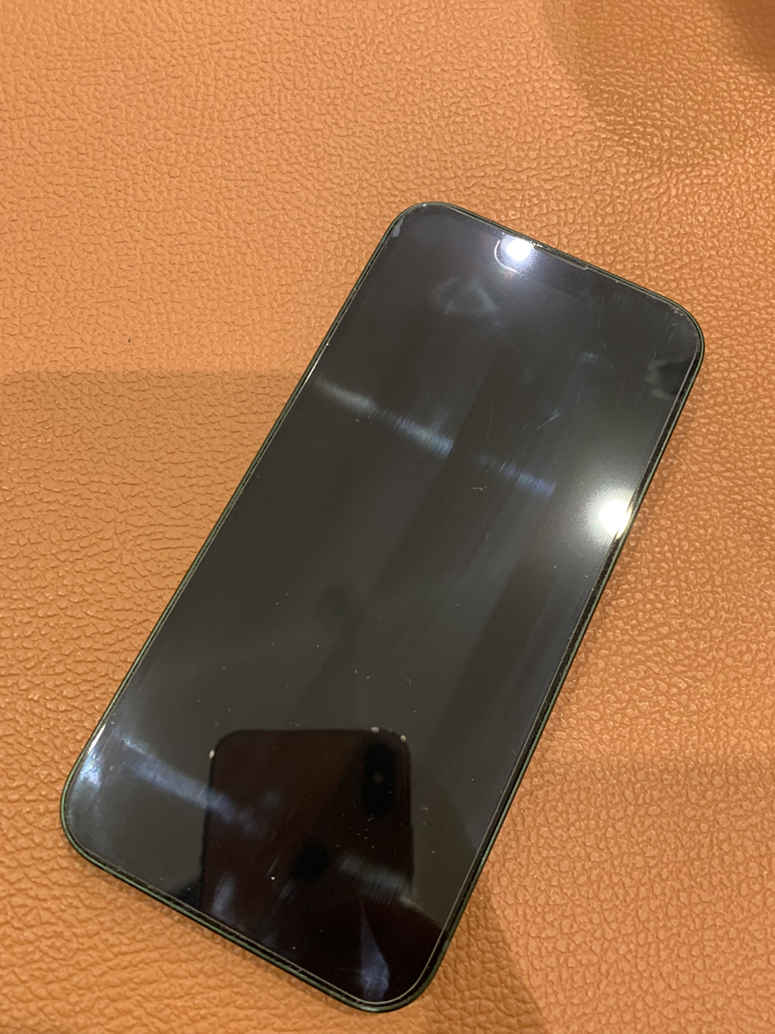 バッテリーの減りが早いiPhone13（アイフォン）のバッテリー交換承りました！！