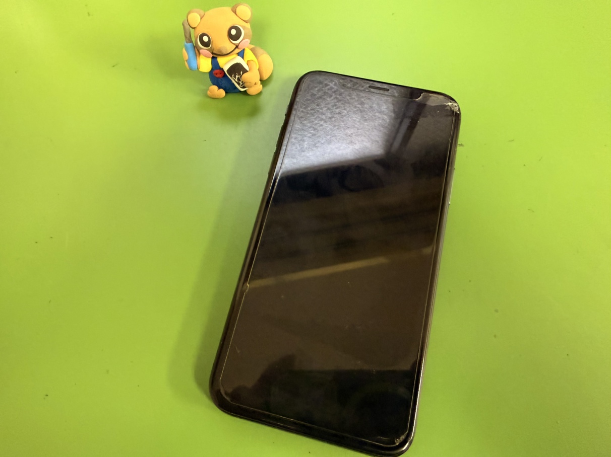 【中央林間】iPhone XSの画面を即日修理｜お電話でのご相談から当日お返しできました