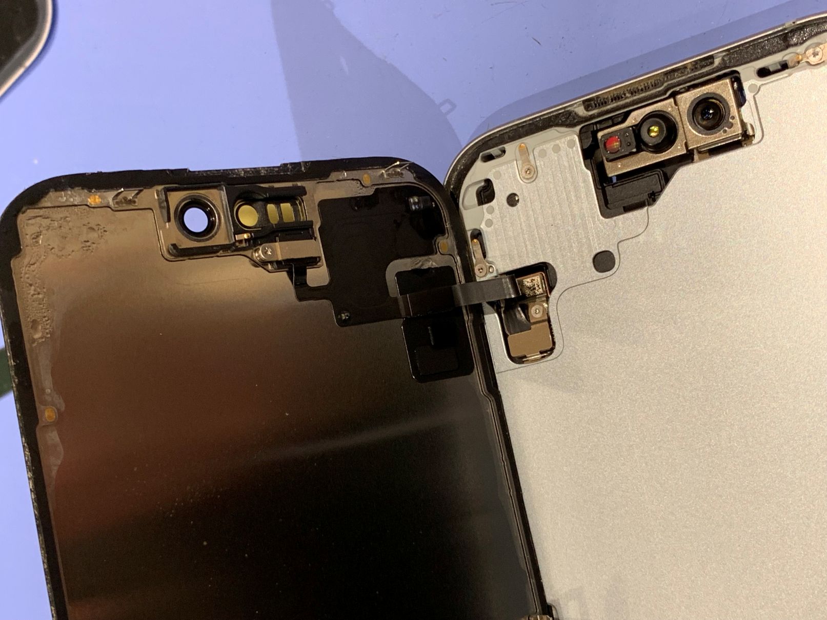 iPhone15 水没表示不良 / 葛飾区からご来店【スマホ修理工房フレスポ八潮店】