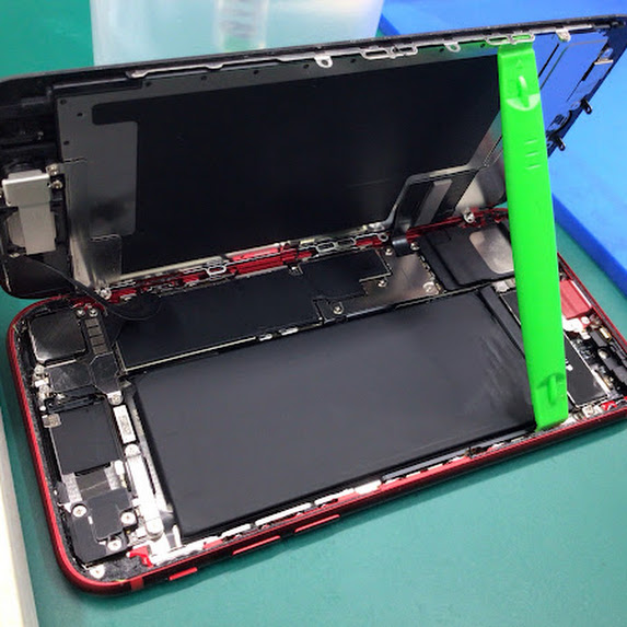 スマホの水没トラブルはスマホ修理工房海老名ビナウォーク店にお任せ下さい。