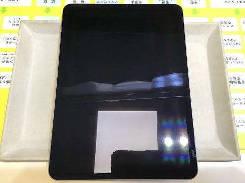 iPad Pro第2世代の電源ボタン陥没をスッキリ解消！カチッと復活させる精密修理工程