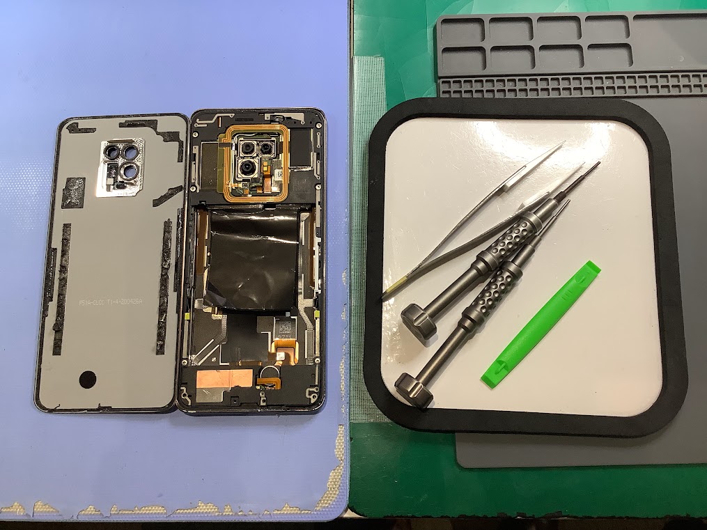 arrows5Gのバッテリー交換ならデータをそのまま・最短即日修理のスマホ修理工房ラザウォーク甲斐双葉店へ