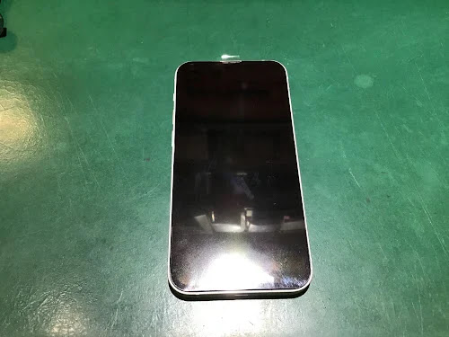 iPhone 13 miniを自分で修理するのは危険！？知っておきたいDIY修理のデメリットとリスク