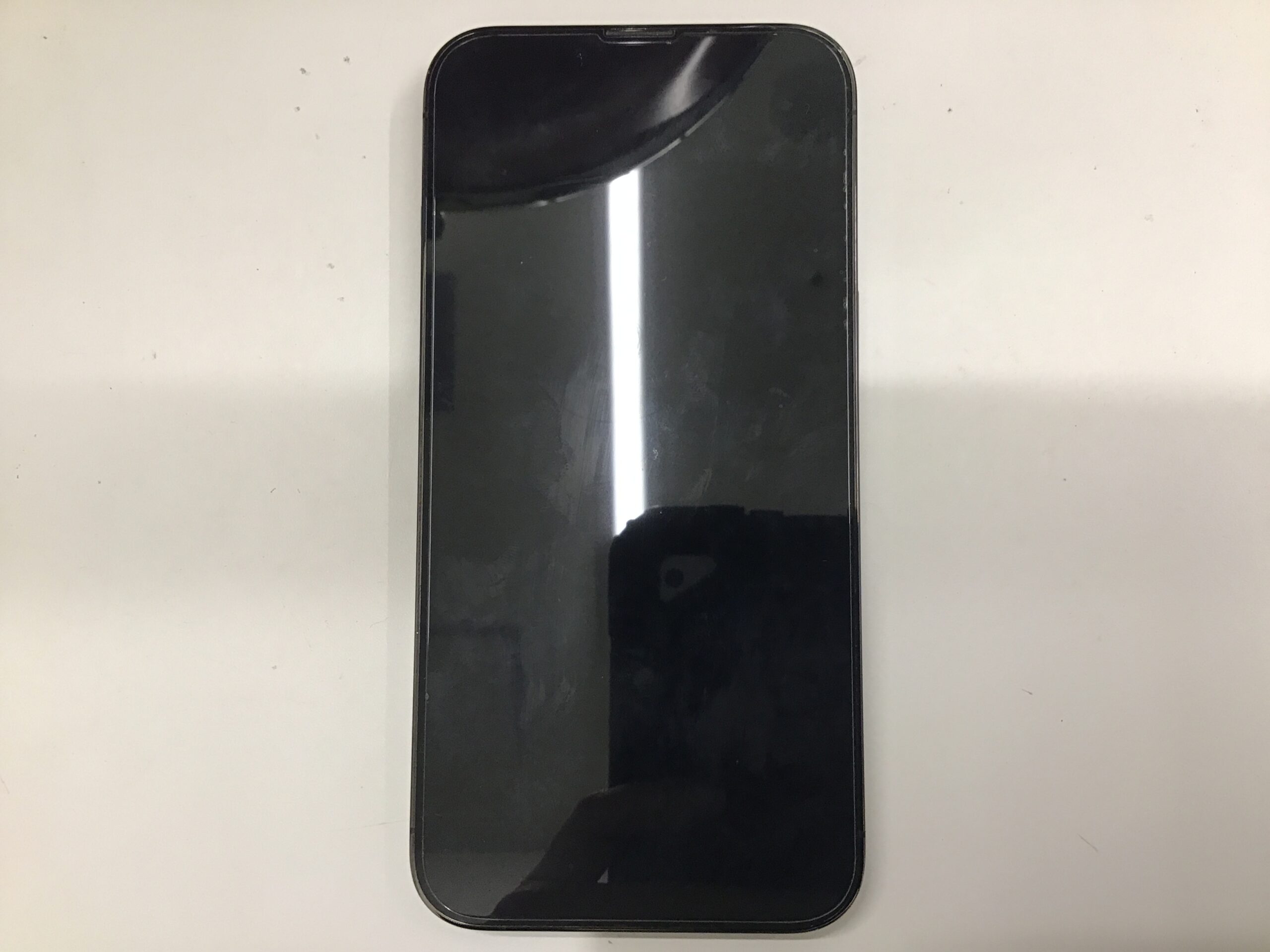 こんにちは！スマホ修理工房二俣川店です。  気になることがあれば何でもお気軽にご相談ください。
