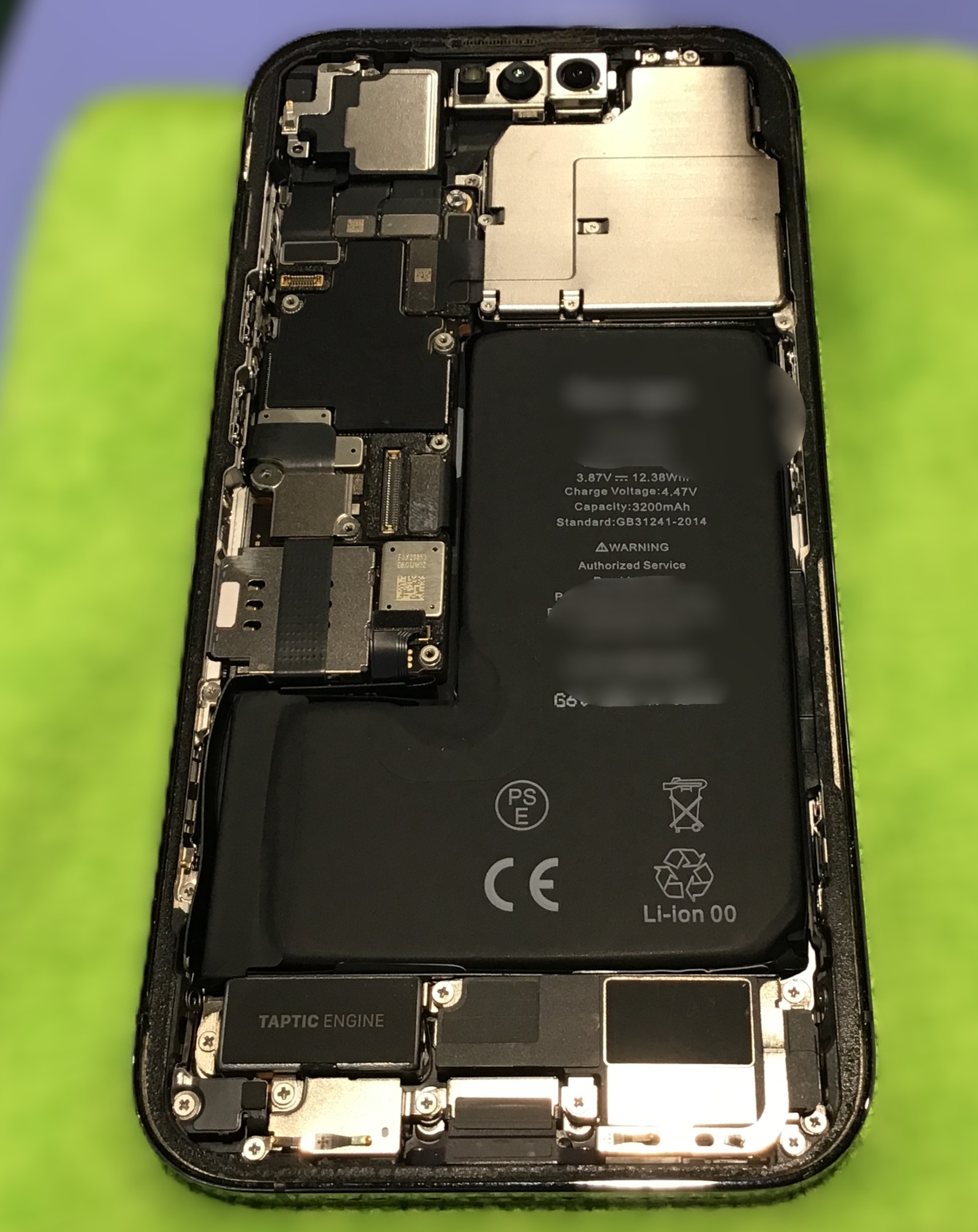 iPhone14pro】バッテリー交換をさせていただきました｜スマホ修理工房