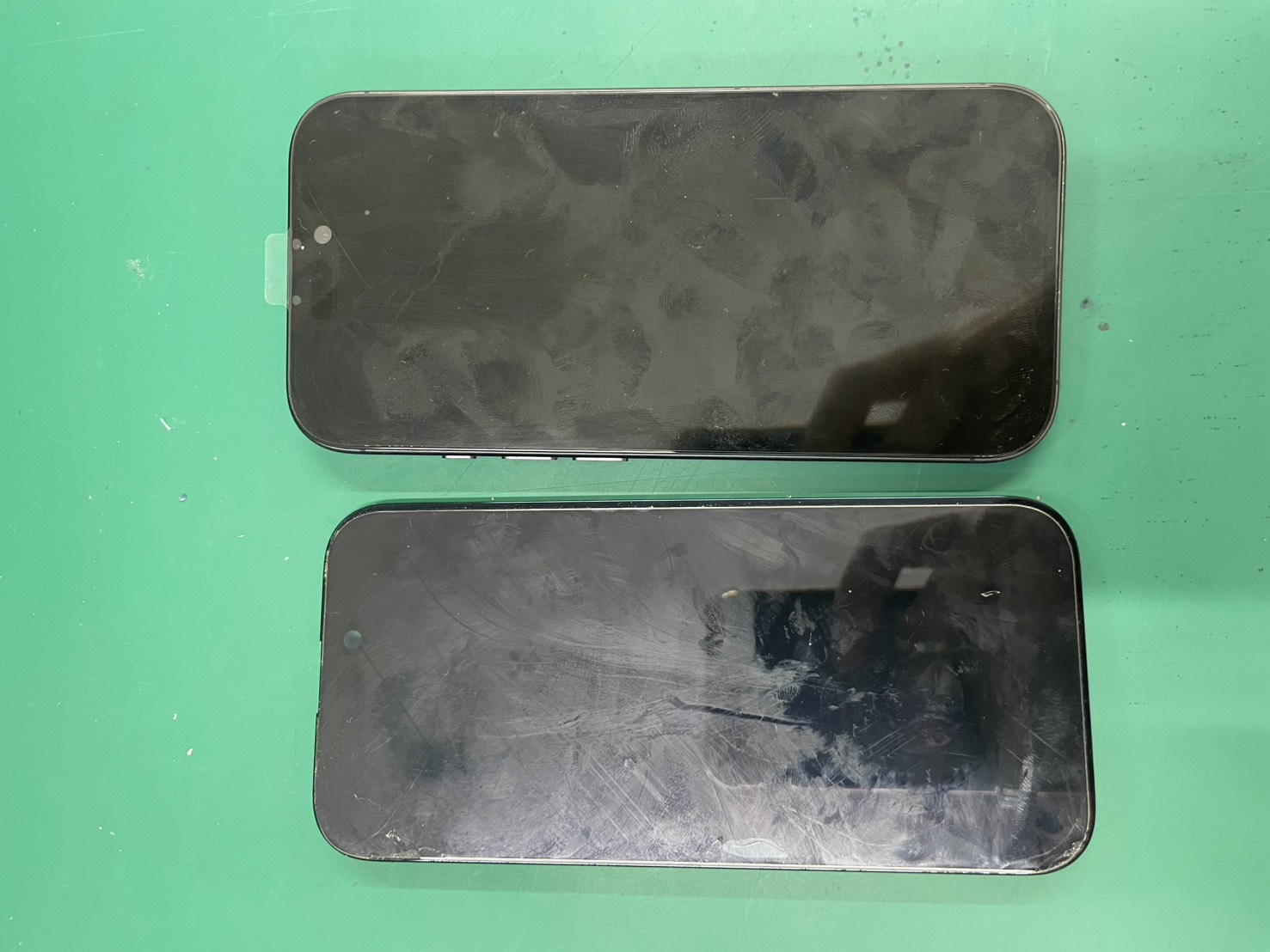 iPhone17の液晶交換！落としてから液晶不良に・・・-スマホ修理工房北朝霞店-