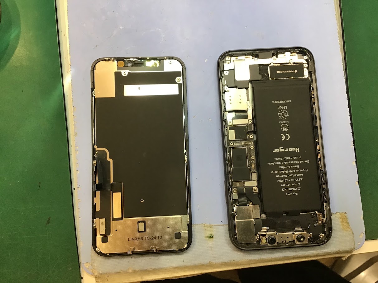 iPhone11のバッテリー交換ならデータそのまま修理可能なスマホ修理工房セレオ甲府店へ！