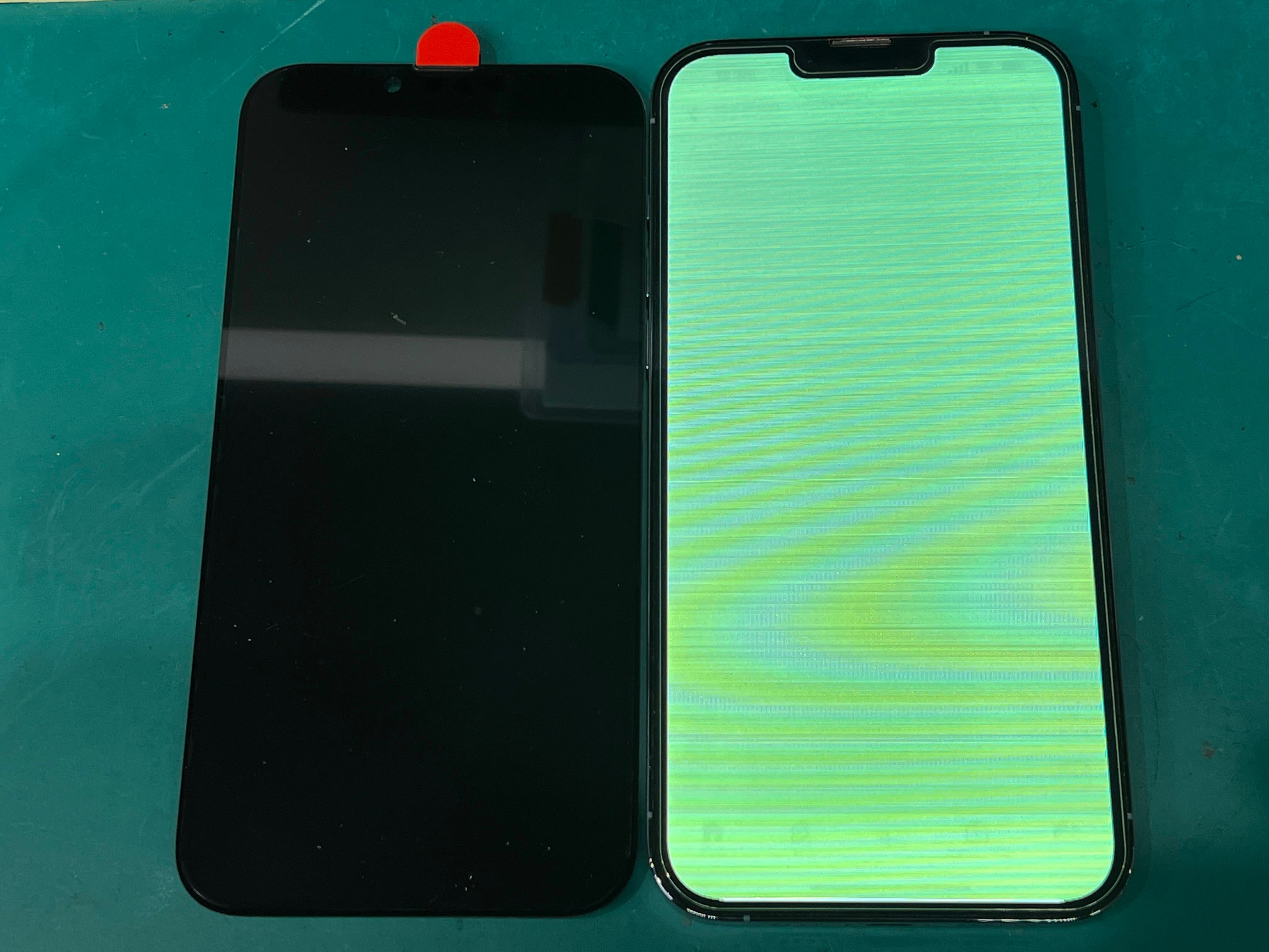 iPhone 13 Pro Maxの画面が緑色になる症状を即日修理！画面交換事例をご紹介