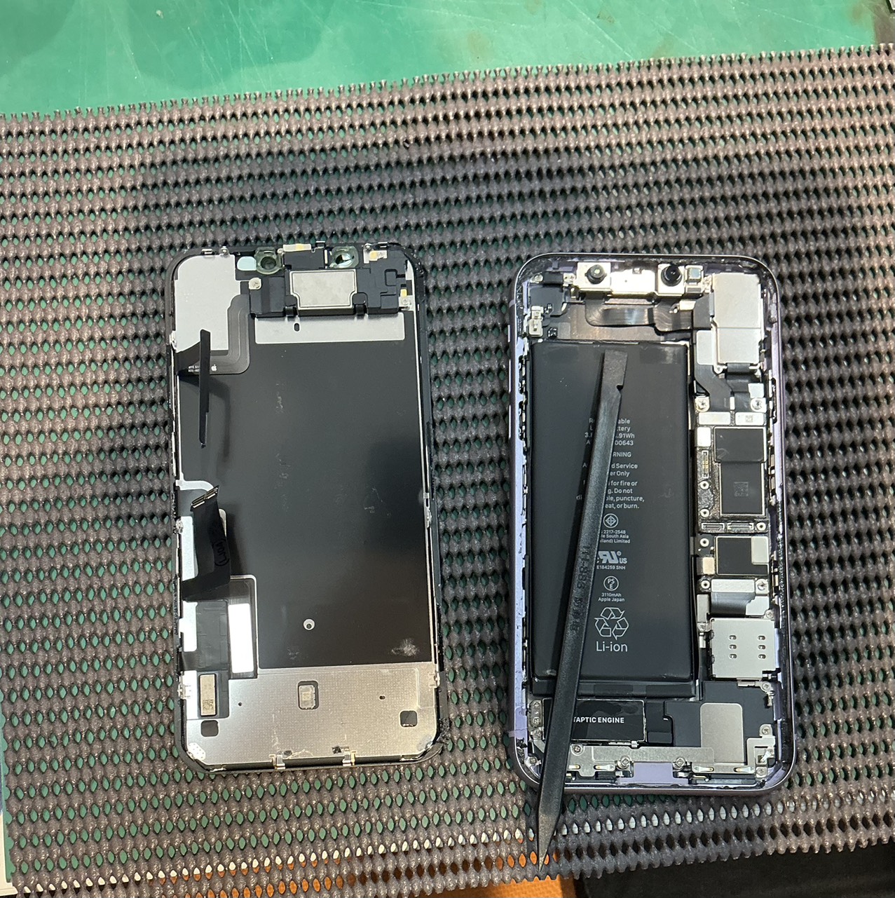 iPhone11の画面の交換修理を承りました！-スマホ修理工房浦和パルコ店-