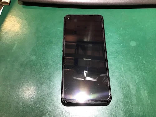 【OPPO A54 5G】背面がパカッと浮いてきた！？パンパンに膨らんだバッテリーを即日交換修理✨