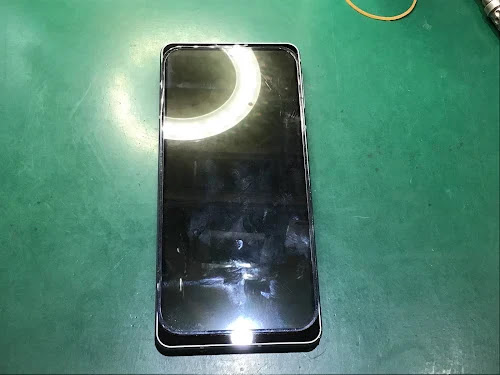 AQUOS sense9の充電口トラブルもスッキリ解決！急速受電を復活させる精密修理工程