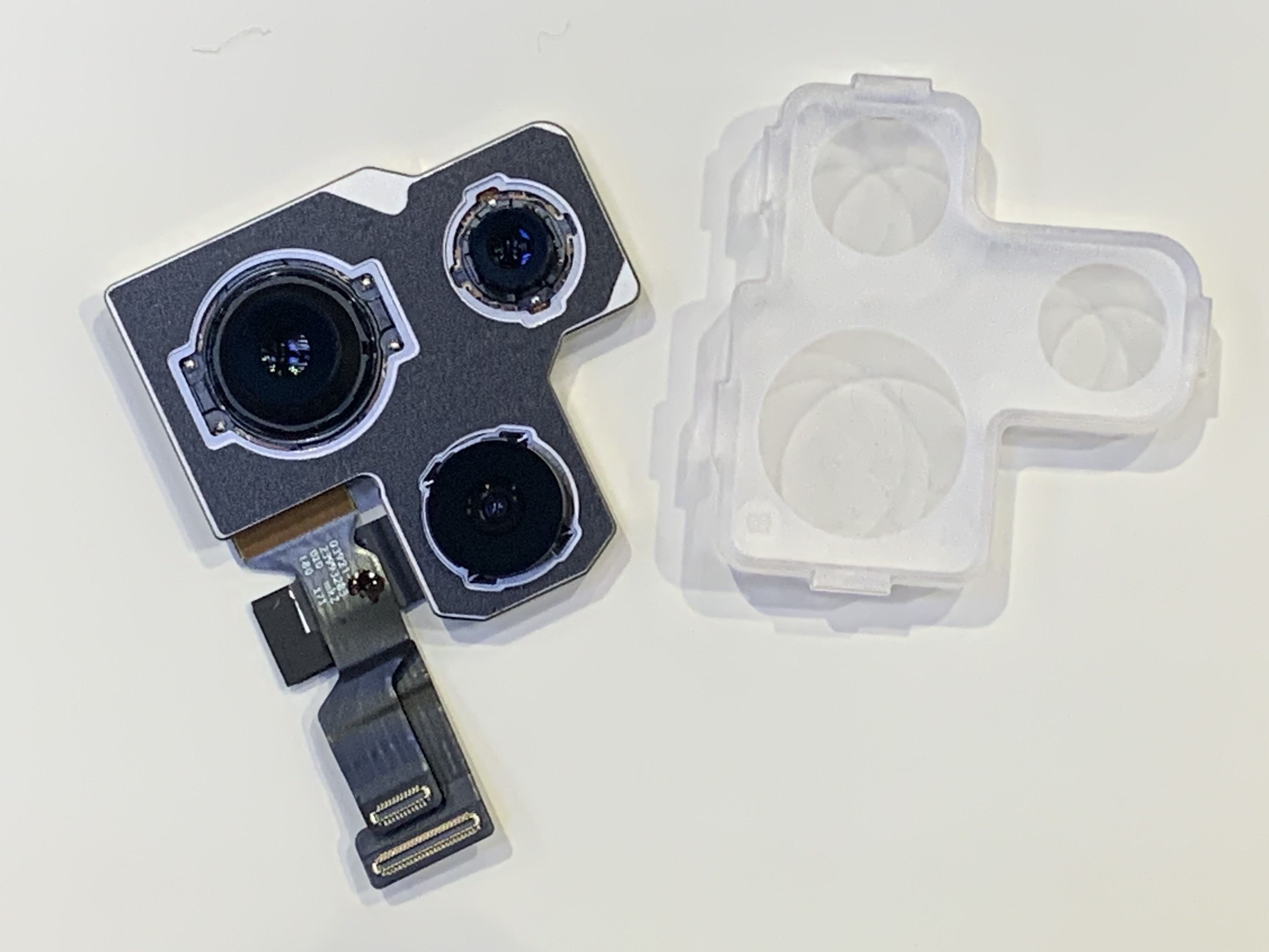 iPhone14ProMax（フォーティンプロマックス）カメラ交換