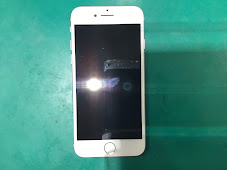 水没してしまい液晶が不調になってしまったら、スマホ修理工房にお任せ下さい！