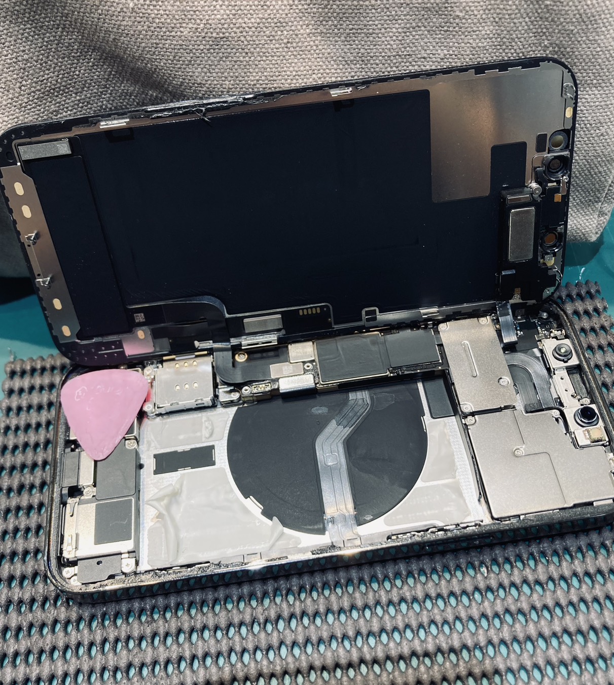 iPhone 12 Proのバッテリー交換！充電の減りが早い・バッテリーの持ちが悪い症状を改善｜スマホ修理工房北朝霞店